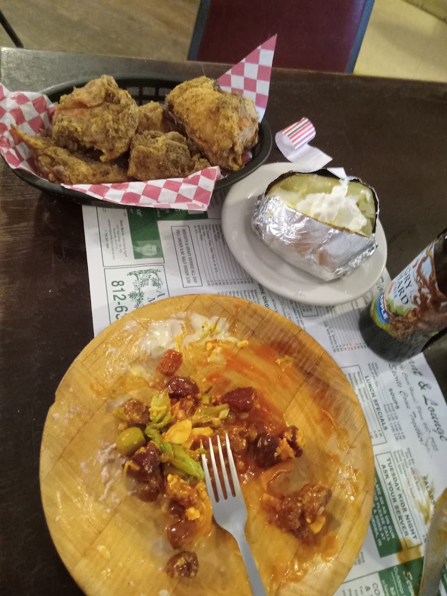 Pioneer Restaurant & Lounge-9